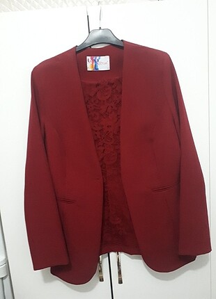 Kırmızı ceket 