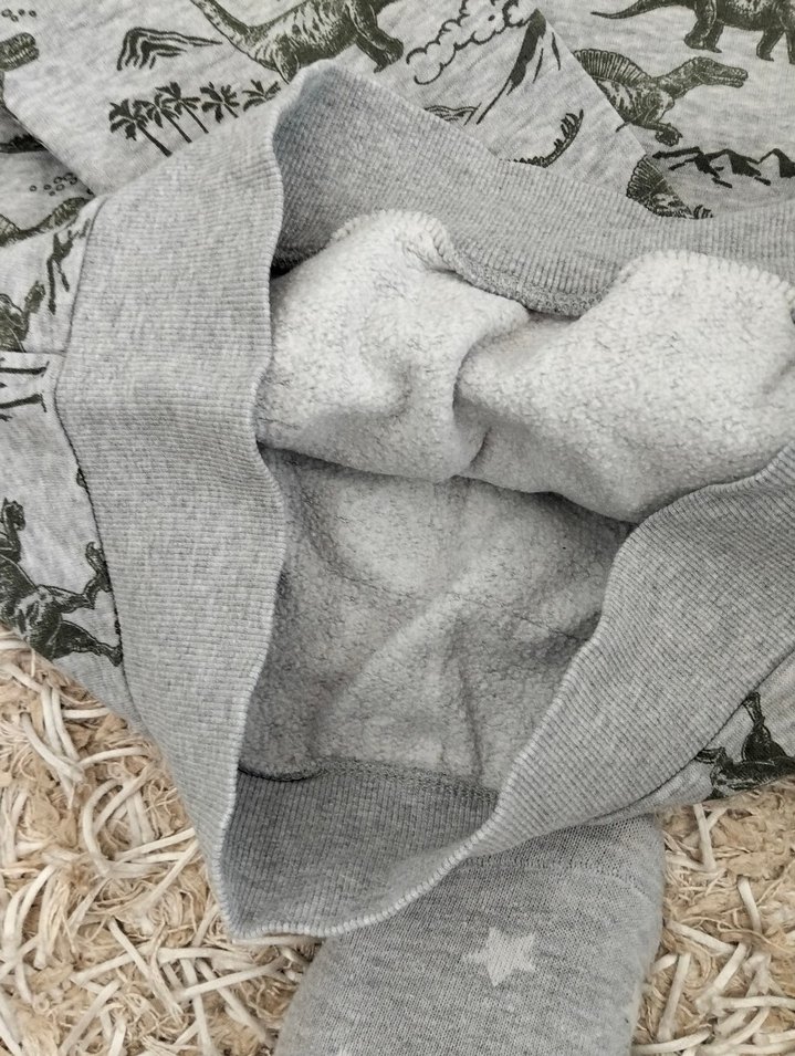 Gri Baskılı Çocuk Battaniyesi - Görsel 2