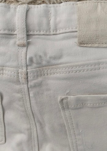 Düğmeli Beyaz Midi Kadın Kot Pantolon - Görsel 5