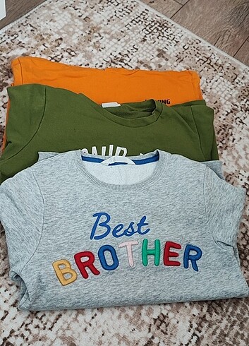 3 ad sweatshirt 