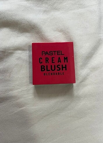 Pastel krem allık