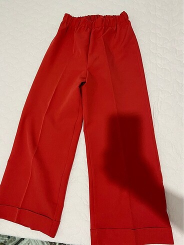 Kırmızı yazlık krep kumaş pantolon