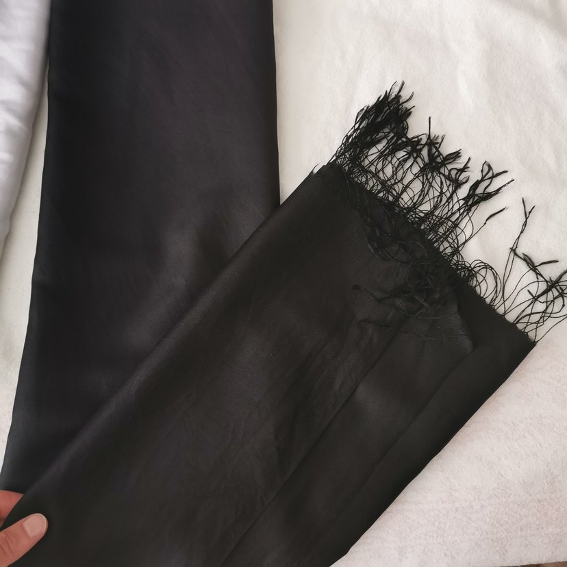 Pierre cardin ipek siyah şal - Görsel 3