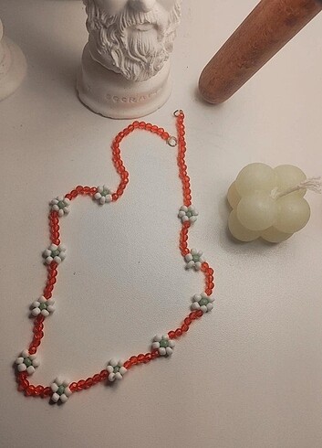 Trendyol & Milla El yapımı papatyalı boncuk kolye