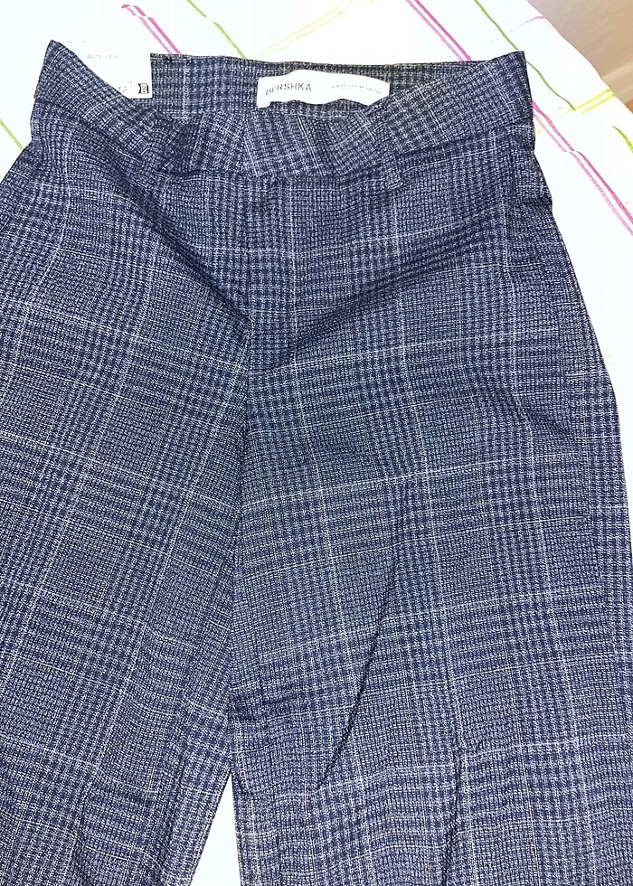 Bershka marka pantolon - Görsel 3