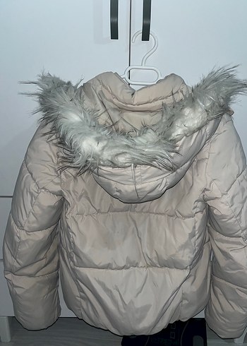 Bershka Kadın Kapüşonlu Gri Şişme Mont - Görsel 4