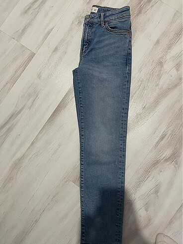 Mango jean