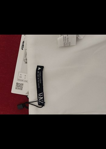 Tüy Detaylı Beyaz Zara Büstiyer - Görsel 3