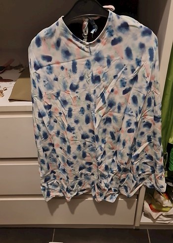 Uzun Kollu, Fırfırlı, Çok Renkli Batik Bluz