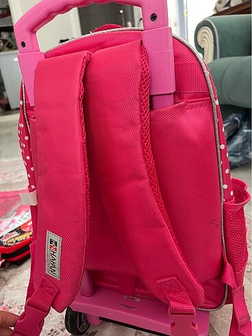  Beden Hello Kitty bavullu okul çantası