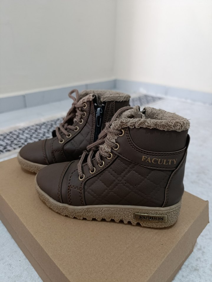 Kürklü Kahverengi Erkek Çocuk Botu - Görsel 2