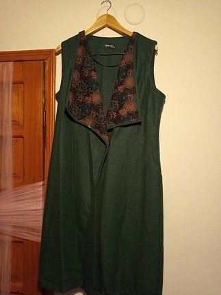 Yesil 46 beden nakışlı yelek
