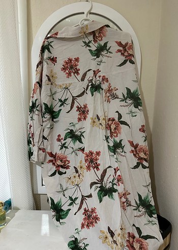 Zara Bohem Uzun Kollu Çiçek Desenli Keten Gömlek