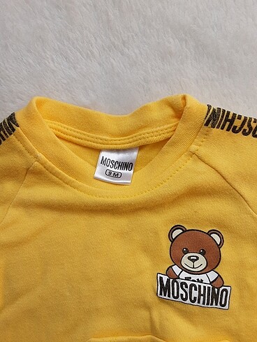 Moschino 9 ay takım