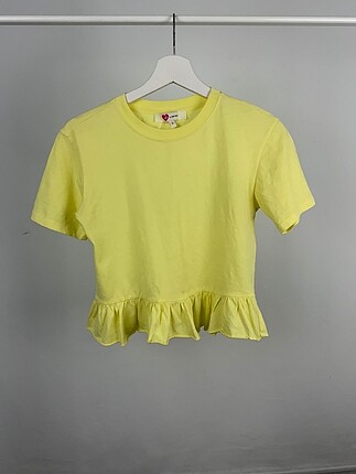 Koton T-shirt %70 İndirimli.