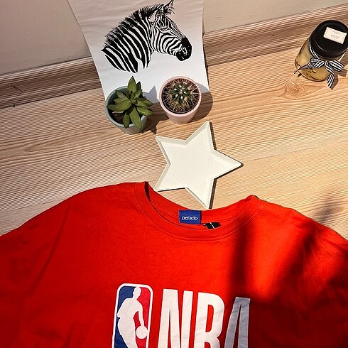 l Beden kırmızı Renk Defacto tişört NBA