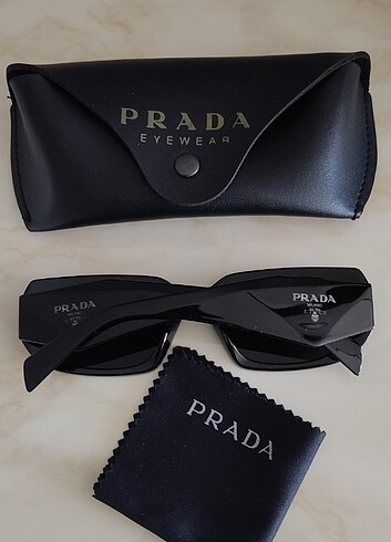 Beden PRADA