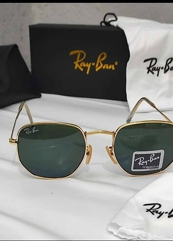 RAY BAN 