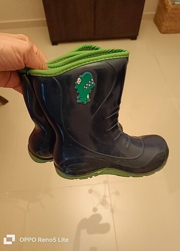 Yağmur çizmesi 