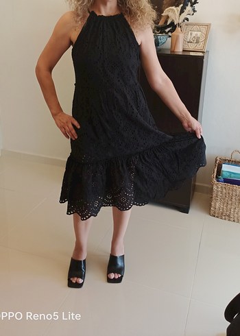 Nakışlı Fırfırlı Siyah Midi elbise - Görsel 6