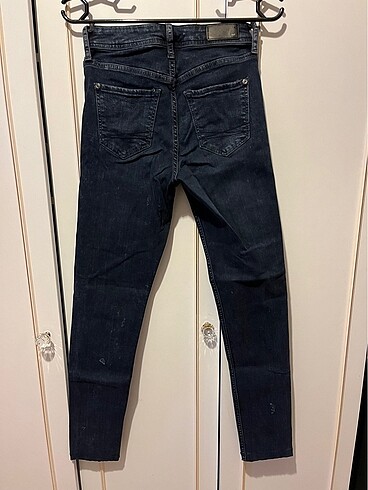 36 Beden colins jean