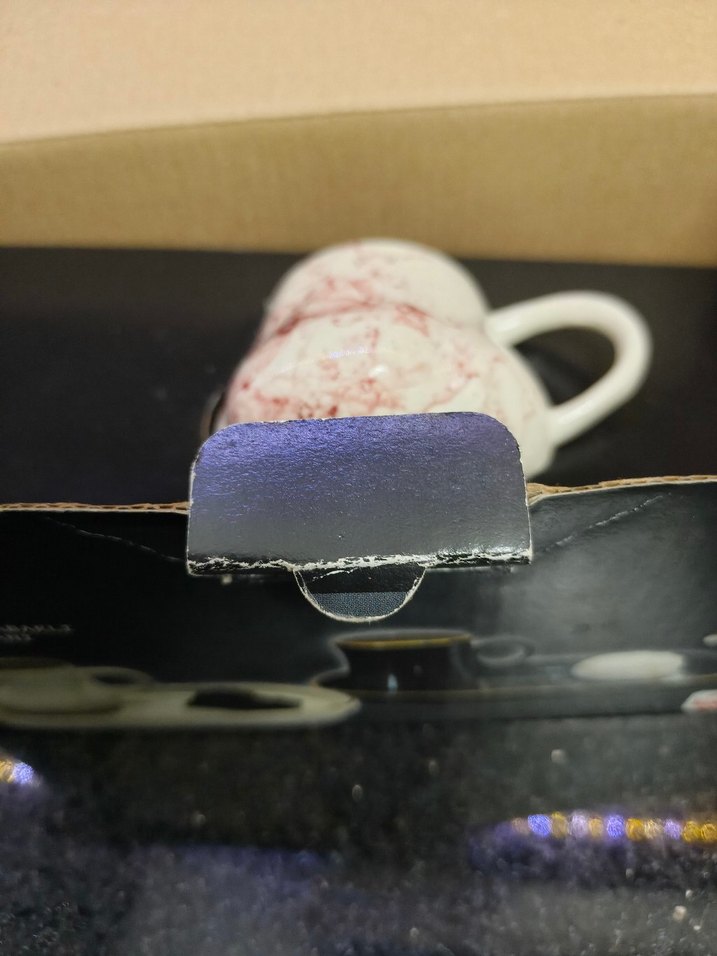 Desenli Beyaz Fincan ve Tabak Seti - Görsel 2