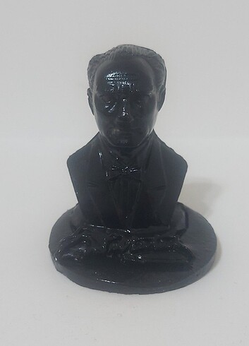 Atatürk Büstü