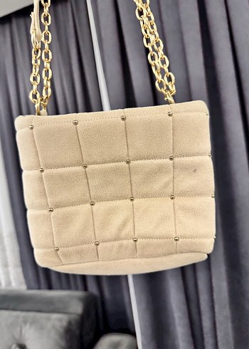 Bershka Zincir Detaylı Bej Süet Kadın Çanta - Görsel 3