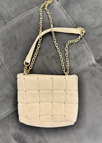Bershka Zincir Detaylı Bej Süet Kadın Çanta - Görsel 4