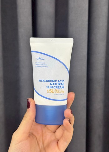 İsntree Hyaluronik Asit SPF 50 Doğal Güneş Kremi