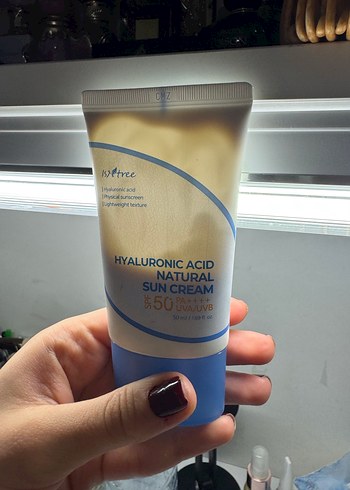 La Roche Posay İsntree Hyaluronik Asit SPF 50 Doğal Güneş Kremi