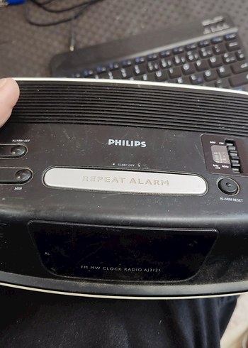 Philips Yeşil Dijital Alarm Saatli Radyo - Görsel 11