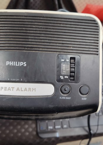 Philips Yeşil Dijital Alarm Saatli Radyo - Görsel 4