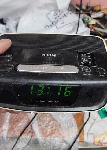 Philips Yeşil Dijital Alarm Saatli Radyo - Görsel 2