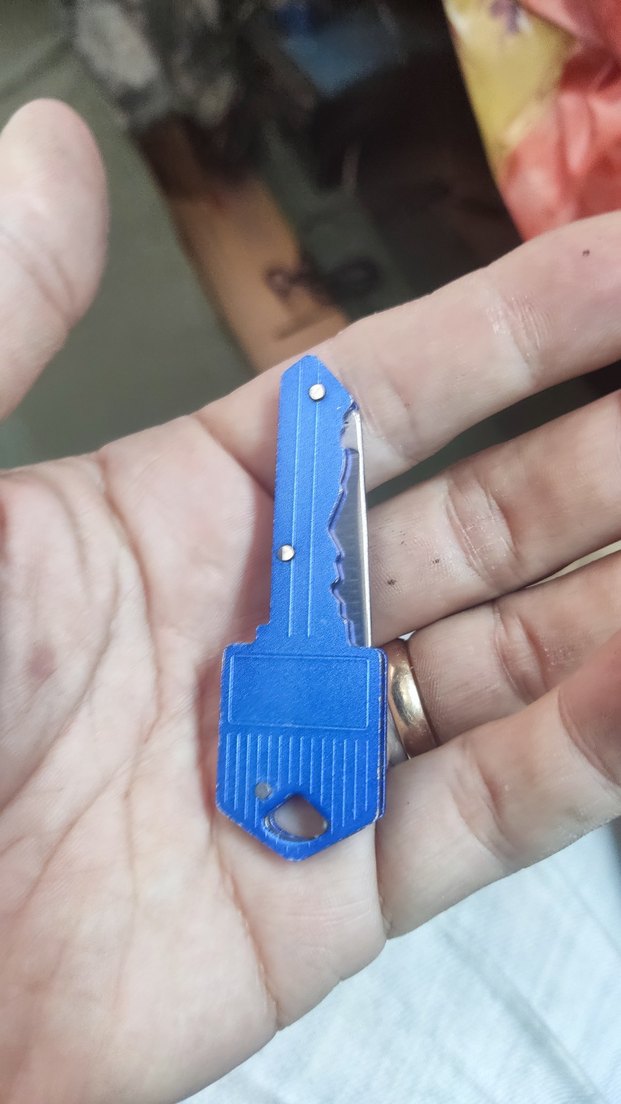 Mavi Renkli Anahtar Şeklinde Katlanabilir Bıçak - Görsel 5