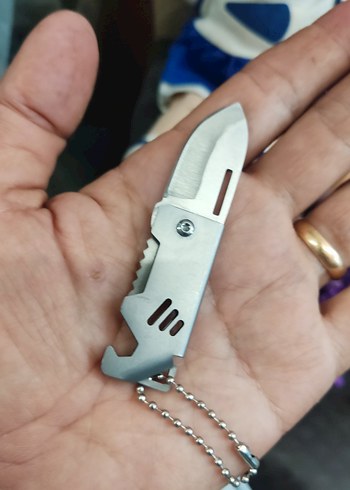 Çok Fonksiyonlu Mini Katlanır Bıçak Anahtarlık - Görsel 4