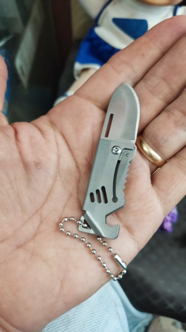 Çok Fonksiyonlu Mini Katlanır Bıçak Anahtarlık - Görsel 3