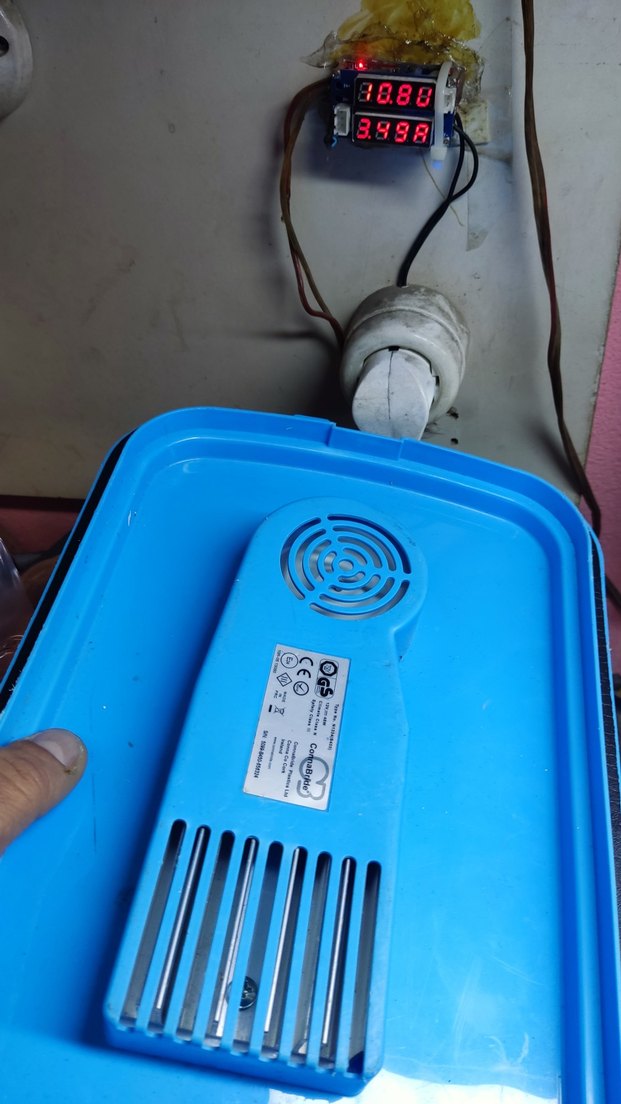 araba buzdolabının buzdolabı kısmı - Görsel 2