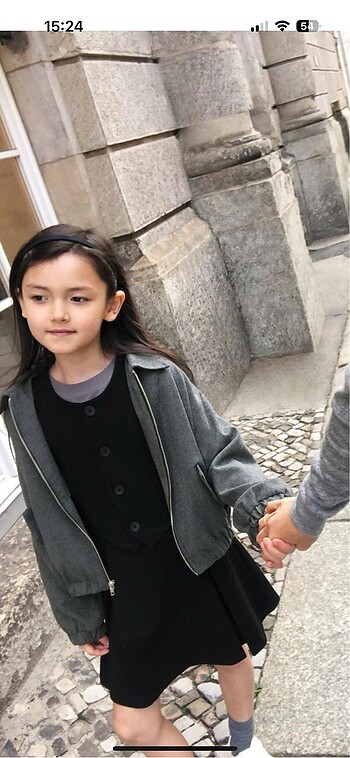 13-14 Yaş Beden siyah Renk Zara kız çocuk elbise
