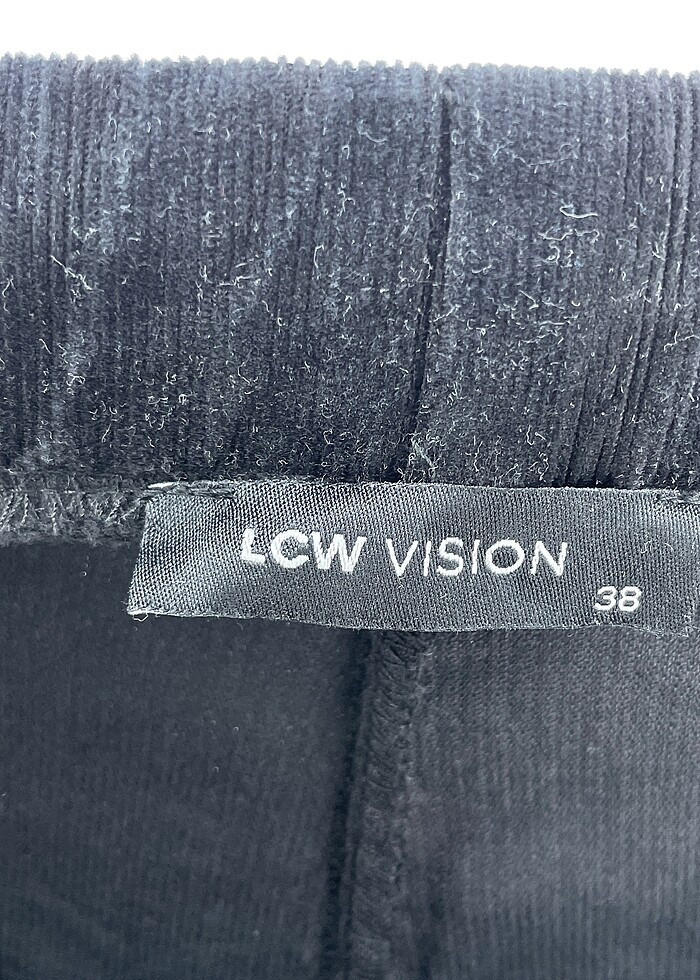 LC Waikiki Düz Kesim %70 İndirimli. - Görsel 4