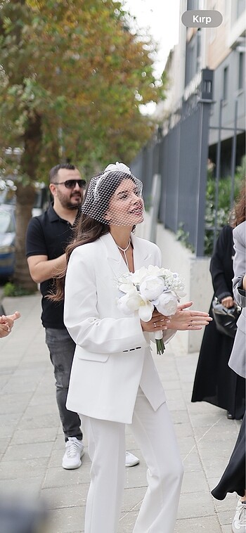 Vualet taç