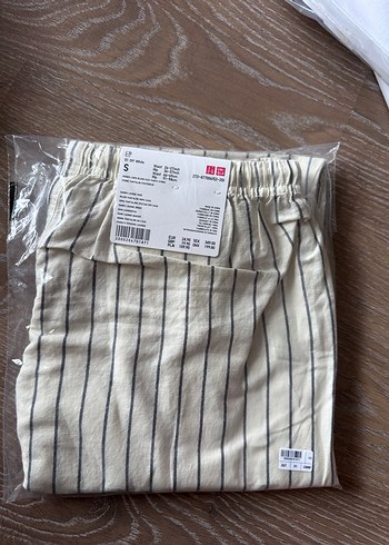 s Beden Uniqlo Çizgili Keten Rahat Pantolon