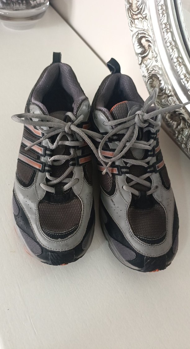 ADİDAS Gri Bağcıklı Erkek Spor Ayakkabı - Görsel 2