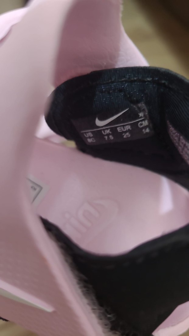 Nike Kız Çocuk Pembe Bantlı Terlik - Görsel 3