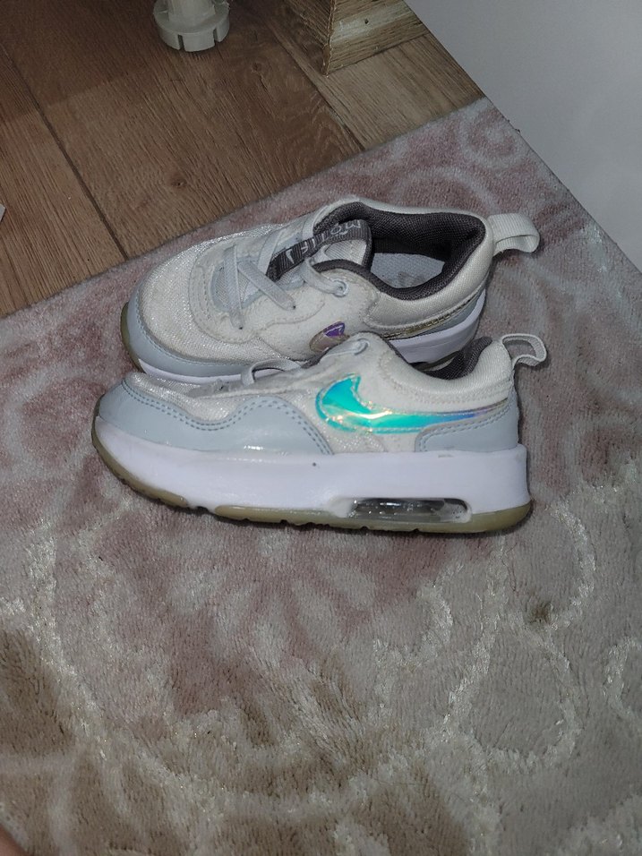 Kız Çocuk Beyaz Spor Ayakkabı nike - Görsel 2