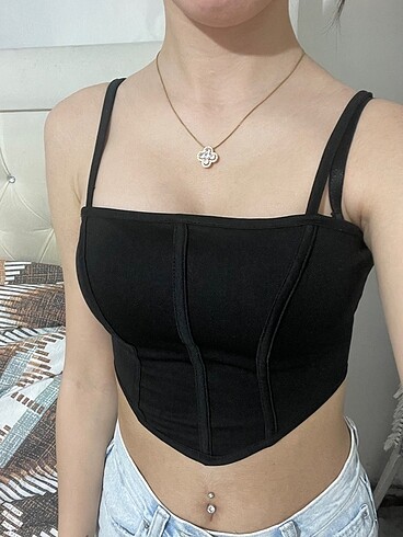 Siyah korse crop