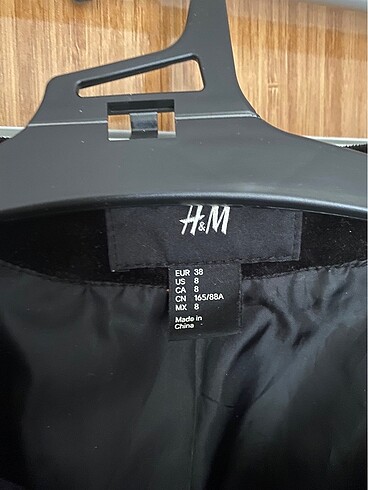 38 Beden hm mont