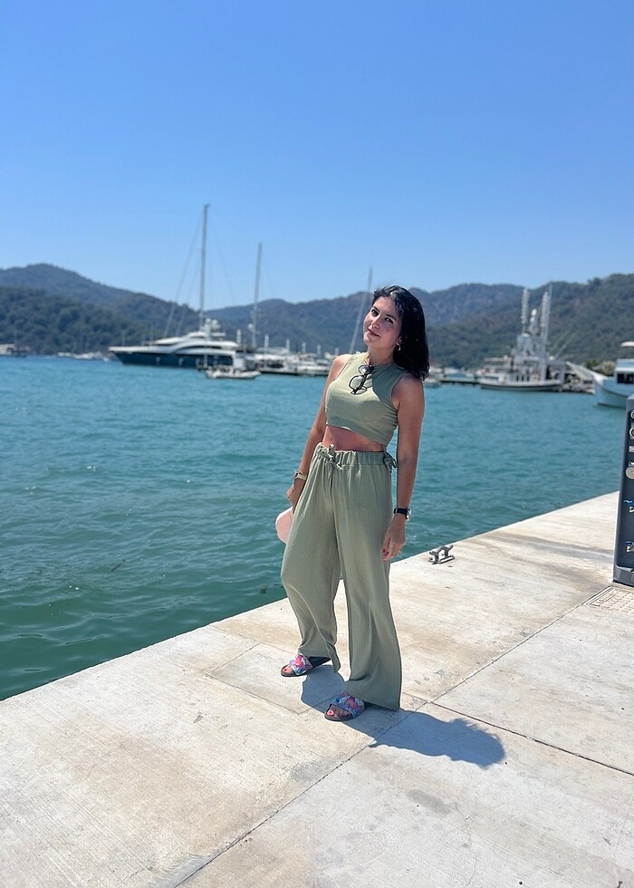 Etiketi üzerinde takım - Görsel 4