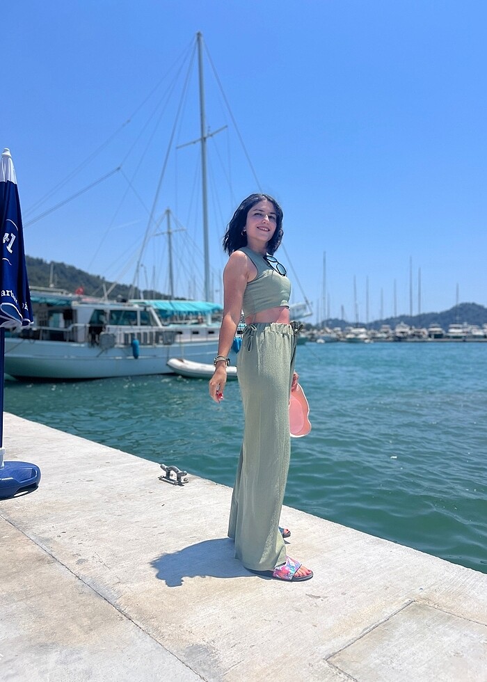 Etiketi üzerinde takım - Görsel 5