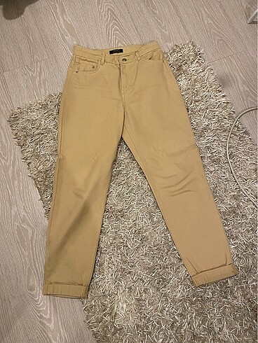 Bershka Pantolon